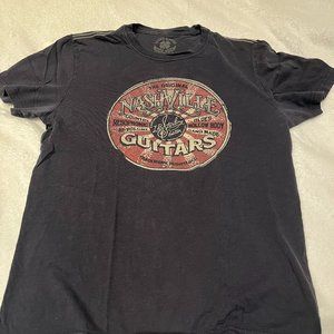 Vintage Lucky Brand t-shirt - Nashville Guitars (Medium)